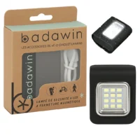 Lampe LED Badawin avec emballage écologique et câble USB inclus