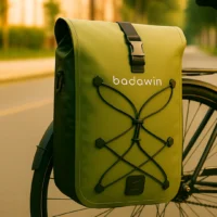 Sacoche de vélo Hind vert Badawin fixée sur un vélo