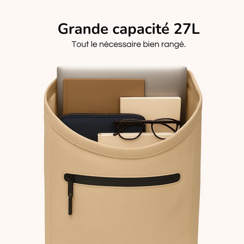 Sac à dos Badawin Anna sable ouvert, montrant la grande capacité intérieure de 27 L et les rangements organisés.