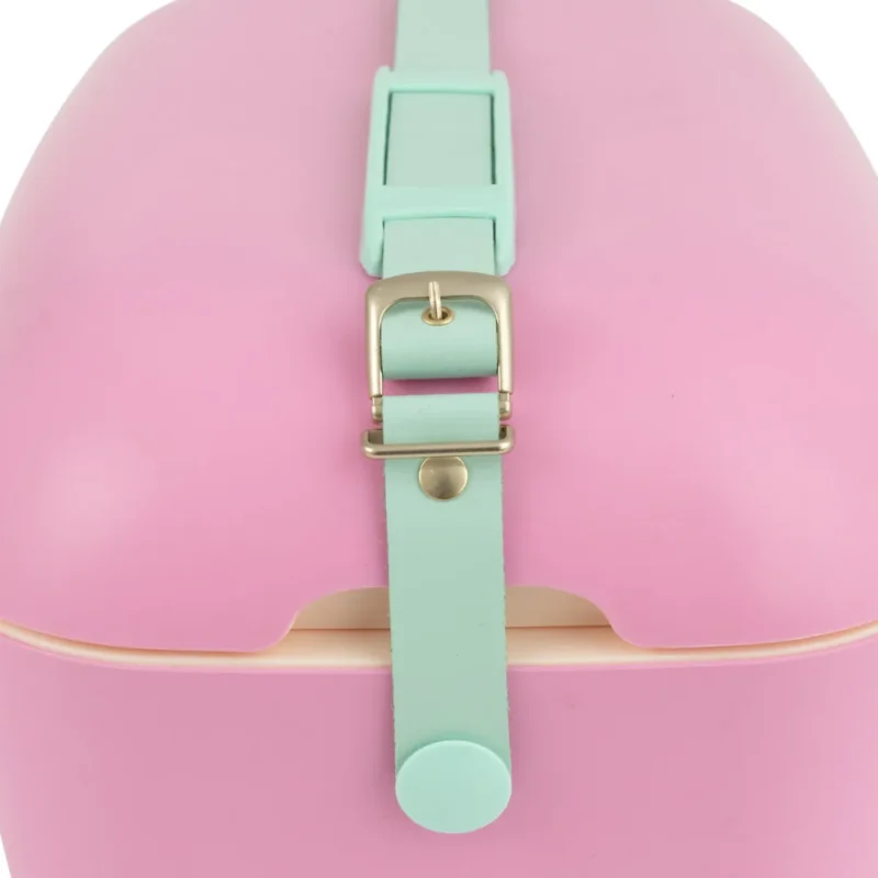 Détail de la lanière réglable de la glacière Polarbox Bubble Gum